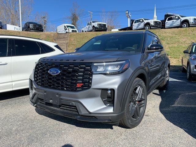 new 2025 Ford Explorer car, priced at $59,295