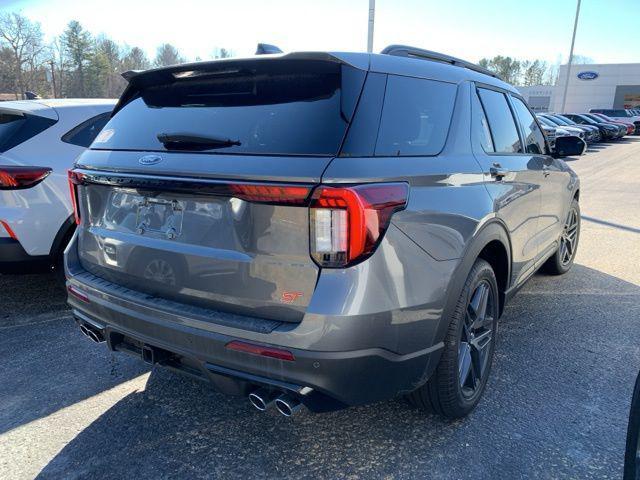 new 2025 Ford Explorer car, priced at $59,295