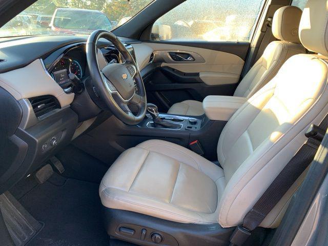 used 2023 Chevrolet Traverse car, priced at $32,993