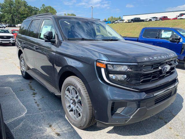 new 2025 Ford Expedition car, priced at $64,972