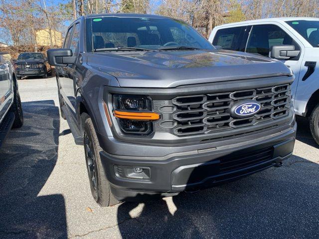 new 2024 Ford F-150 car, priced at $52,700