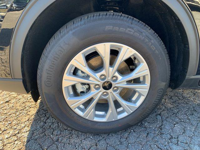 new 2025 Ford Escape car, priced at $28,934