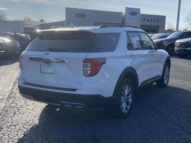 new 2024 Ford Explorer car, priced at $45,960