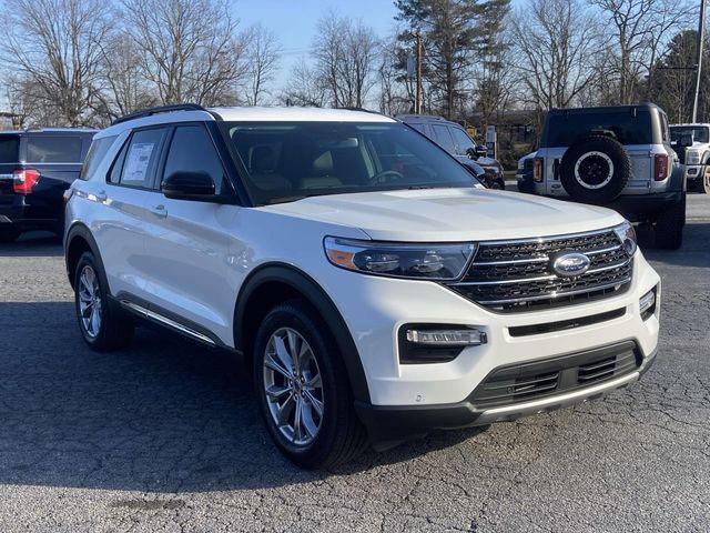 new 2024 Ford Explorer car, priced at $45,960