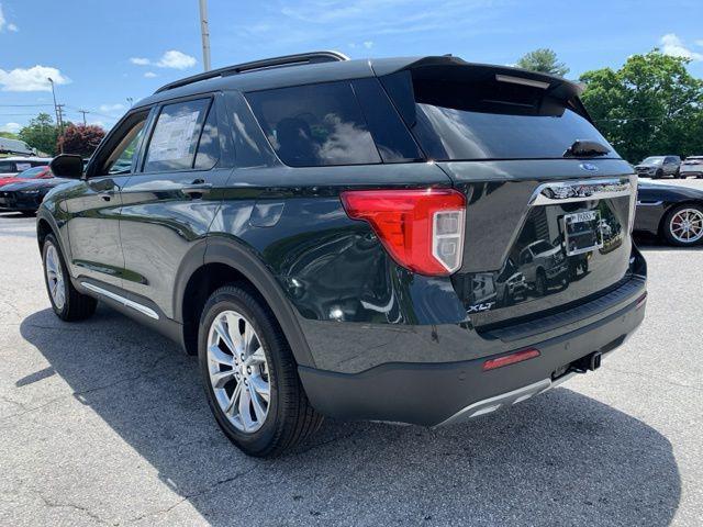 new 2024 Ford Explorer car, priced at $45,365