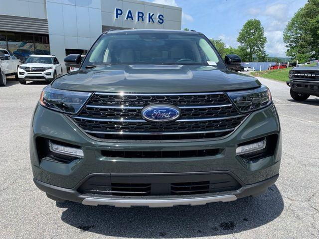 new 2024 Ford Explorer car, priced at $45,365