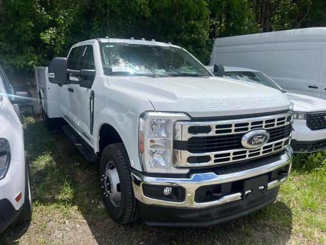 new 2025 Ford F-350 car, priced at $91,888