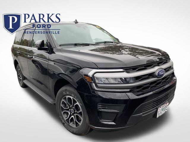 used 2024 Ford Expedition car, priced at $43,847