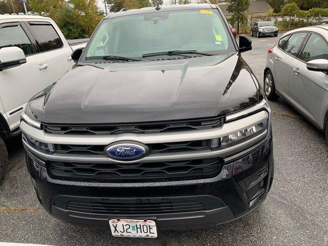 used 2024 Ford Expedition car, priced at $43,847