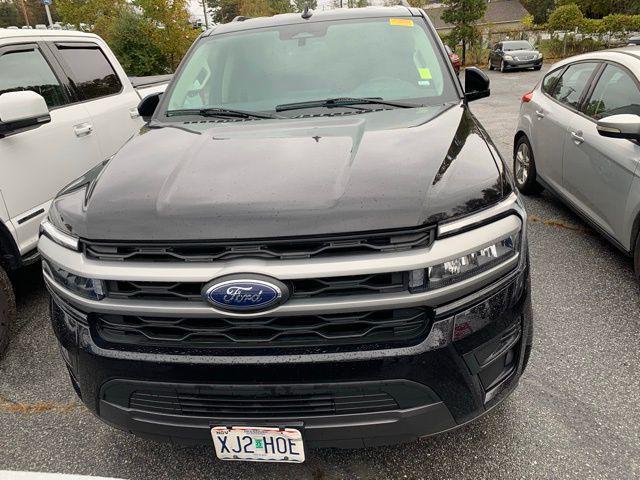 used 2024 Ford Expedition car, priced at $43,847