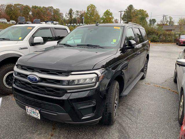 used 2024 Ford Expedition car, priced at $43,847