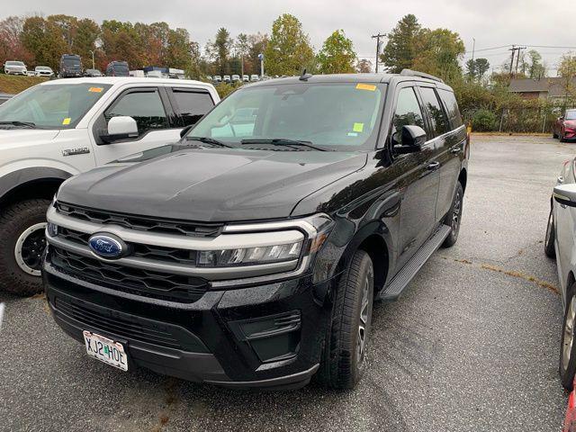 used 2024 Ford Expedition car, priced at $43,847