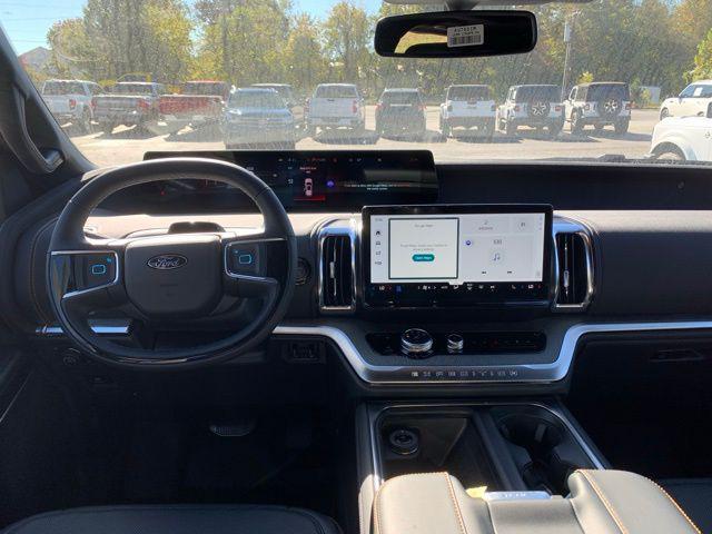 new 2025 Ford Expedition car, priced at $78,963