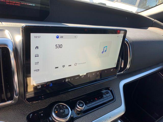 new 2025 Ford Expedition car, priced at $78,963