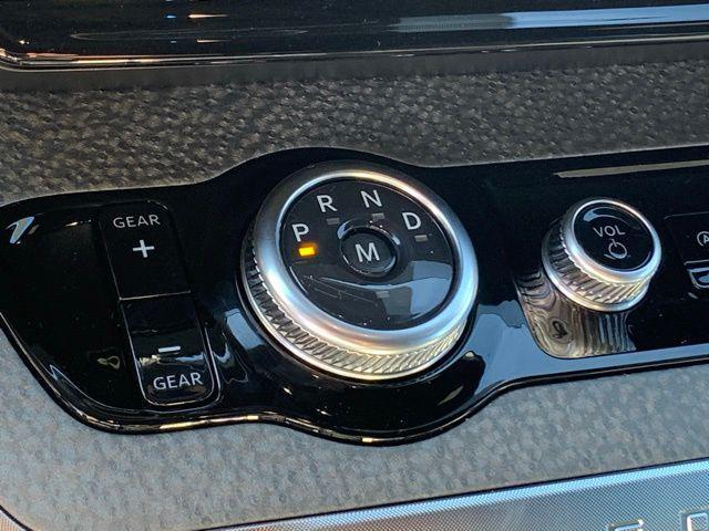 new 2025 Ford Expedition car, priced at $78,963