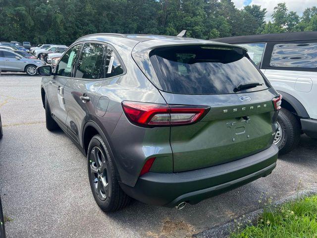 new 2025 Ford Escape car, priced at $27,718