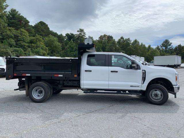 new 2024 Ford F-350 car, priced at $68,700