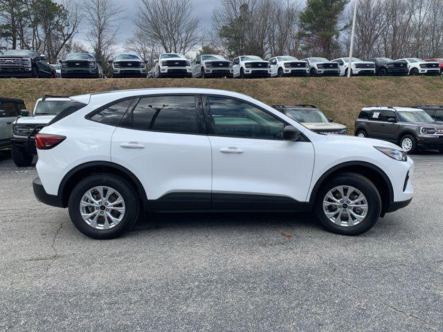 new 2025 Ford Escape car, priced at $30,390