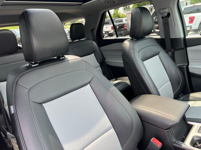 new 2024 Ford Explorer car, priced at $39,895