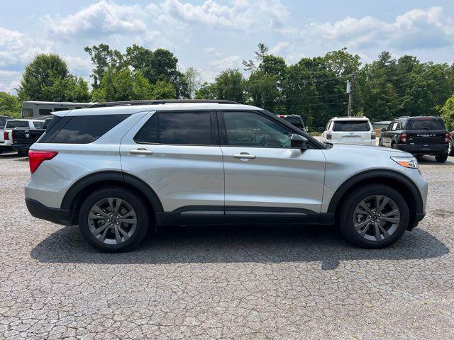new 2024 Ford Explorer car, priced at $39,895