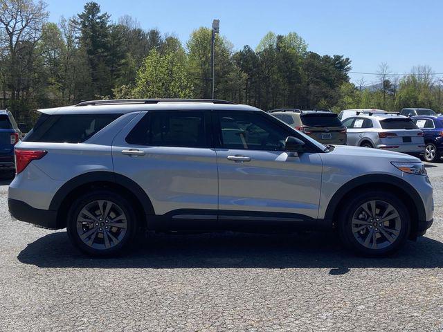 new 2024 Ford Explorer car, priced at $43,760