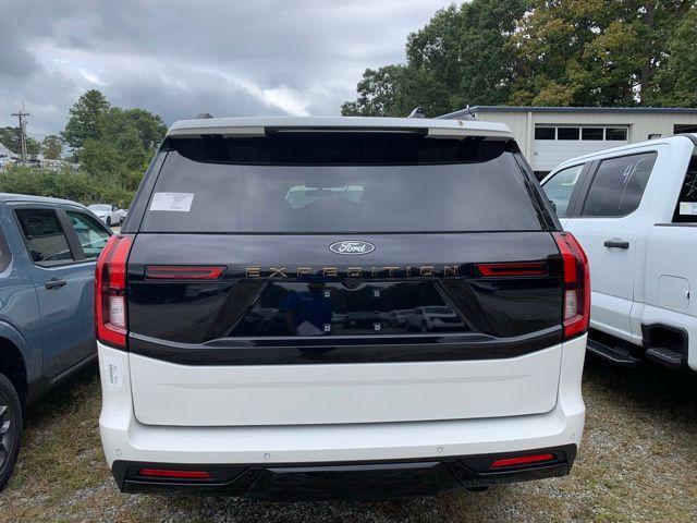 new 2025 Ford Expedition car, priced at $85,435