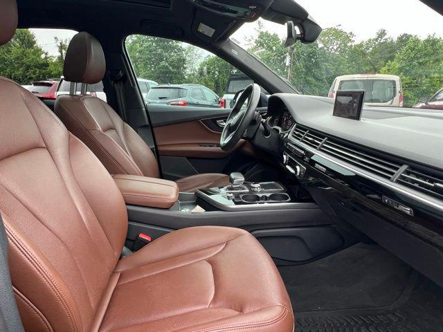 used 2019 Audi Q7 car, priced at $27,998