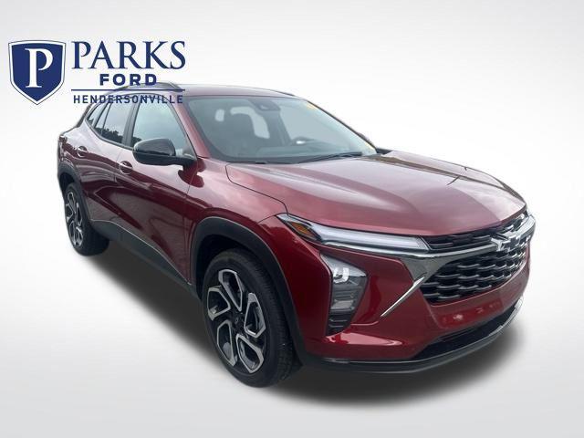used 2025 Chevrolet Trax car, priced at $23,498