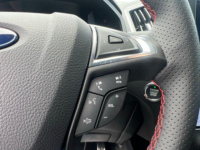 new 2024 Ford Edge car, priced at $37,895