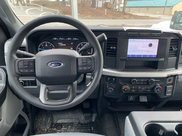 new 2024 Ford F-350 car, priced at $68,888
