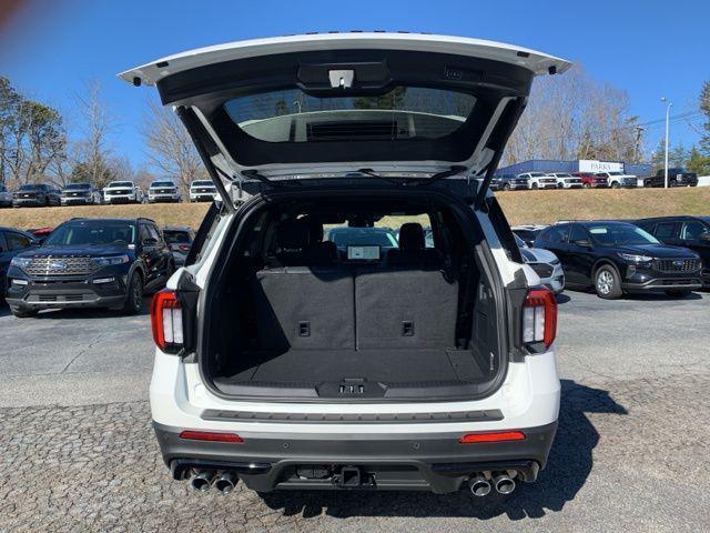 new 2025 Ford Explorer car, priced at $60,685