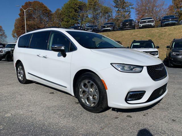 used 2023 Chrysler Pacifica car, priced at $32,899