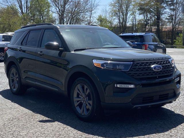 new 2024 Ford Explorer car, priced at $43,760