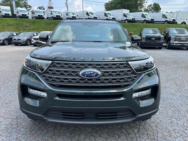 new 2024 Ford Explorer car, priced at $39,895