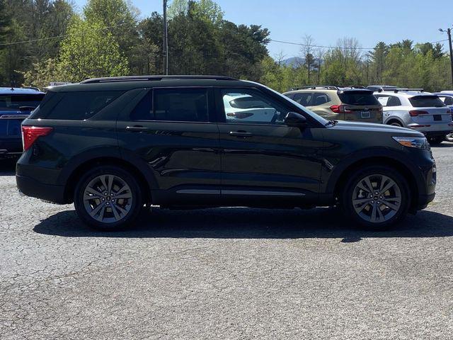 new 2024 Ford Explorer car, priced at $43,760