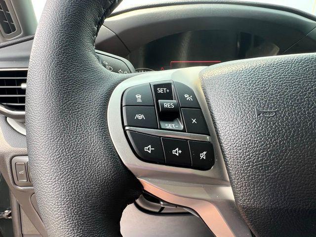 new 2024 Ford Explorer car, priced at $39,895