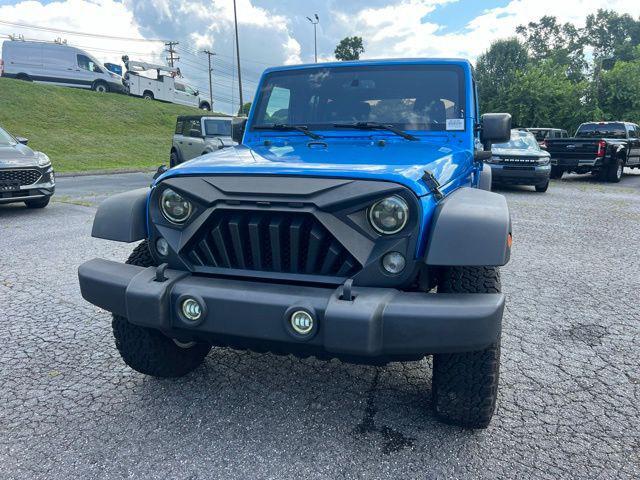 used 2015 Jeep Wrangler Unlimited car, priced at $19,250