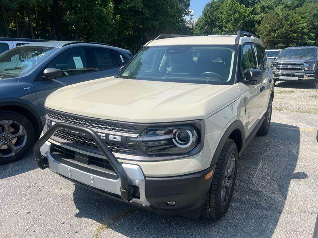 new 2025 Ford Bronco Sport car, priced at $31,353