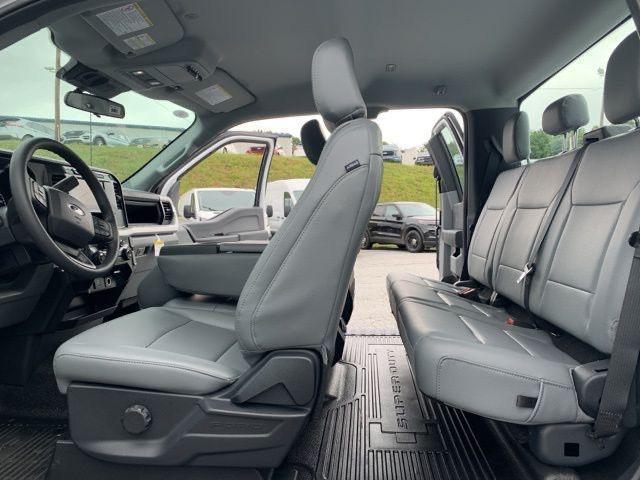 new 2024 Ford F-250 car, priced at $49,388