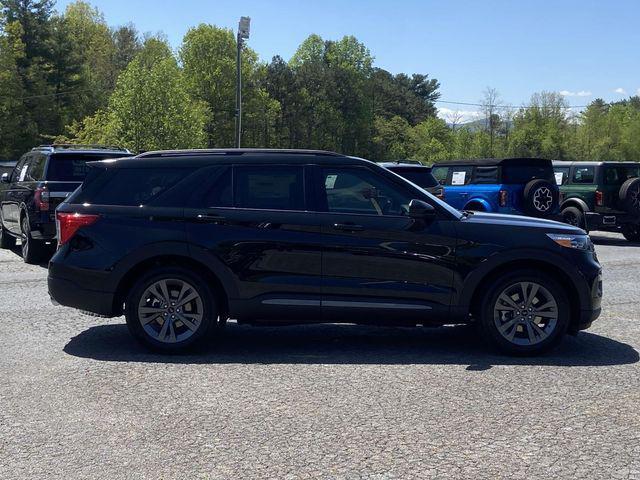 new 2024 Ford Explorer car, priced at $43,760