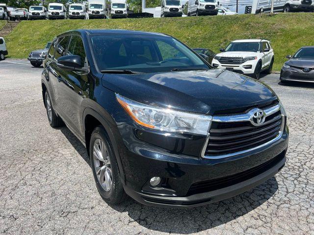 used 2015 Toyota Highlander car, priced at $19,033