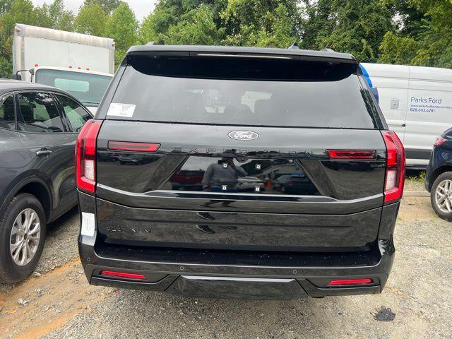 new 2025 Ford Expedition car, priced at $83,690