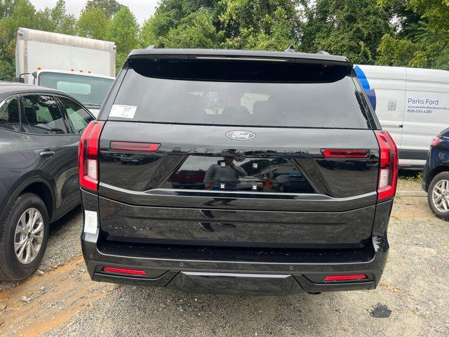 new 2025 Ford Expedition car, priced at $83,690