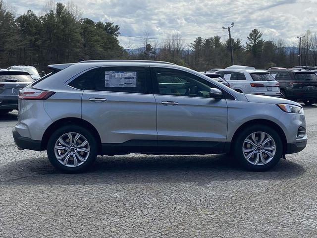 new 2024 Ford Edge car, priced at $36,128