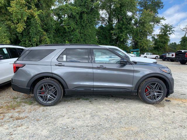 new 2025 Ford Explorer car, priced at $60,655