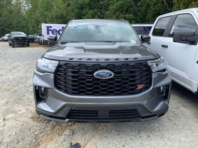 new 2025 Ford Explorer car, priced at $60,655