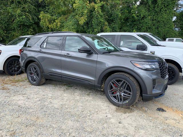 new 2025 Ford Explorer car, priced at $60,655