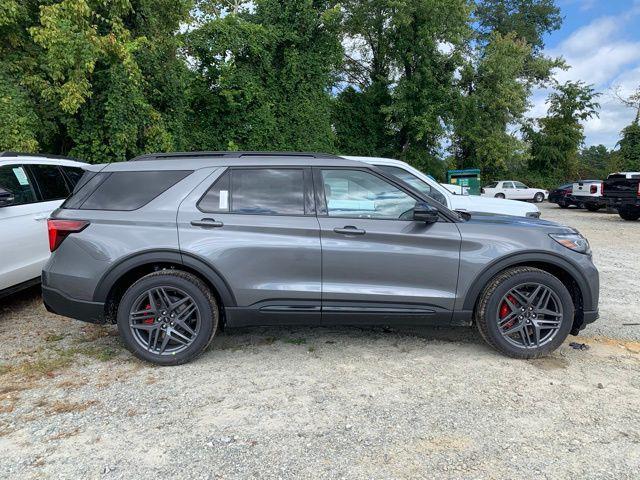 new 2025 Ford Explorer car, priced at $60,655