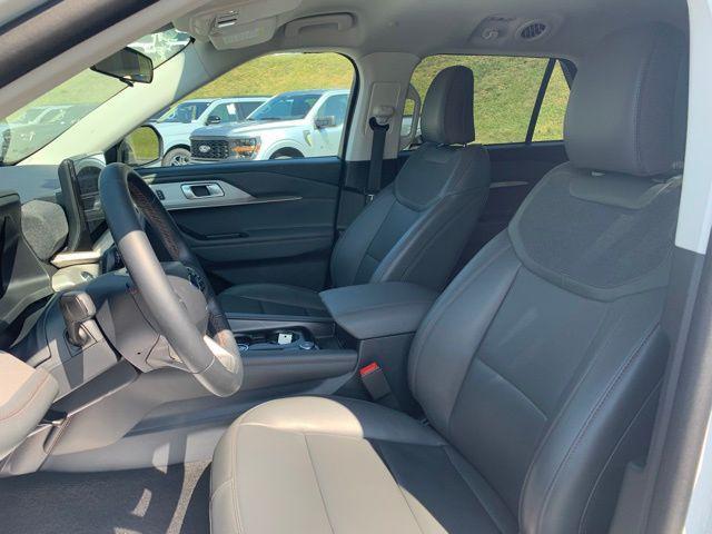 used 2025 Ford Explorer car, priced at $36,978