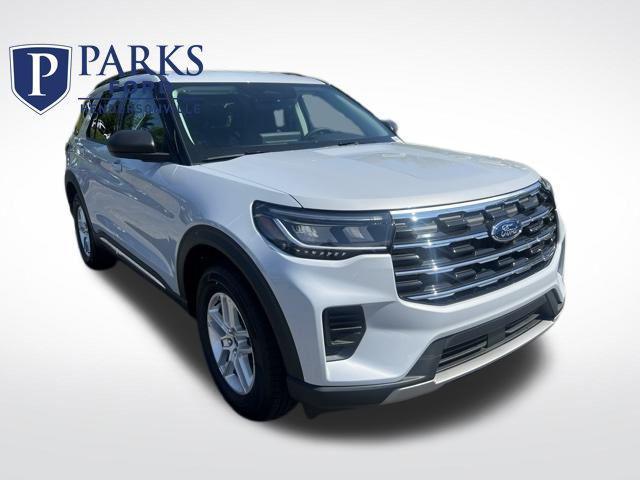 new 2025 Ford Explorer car, priced at $35,328